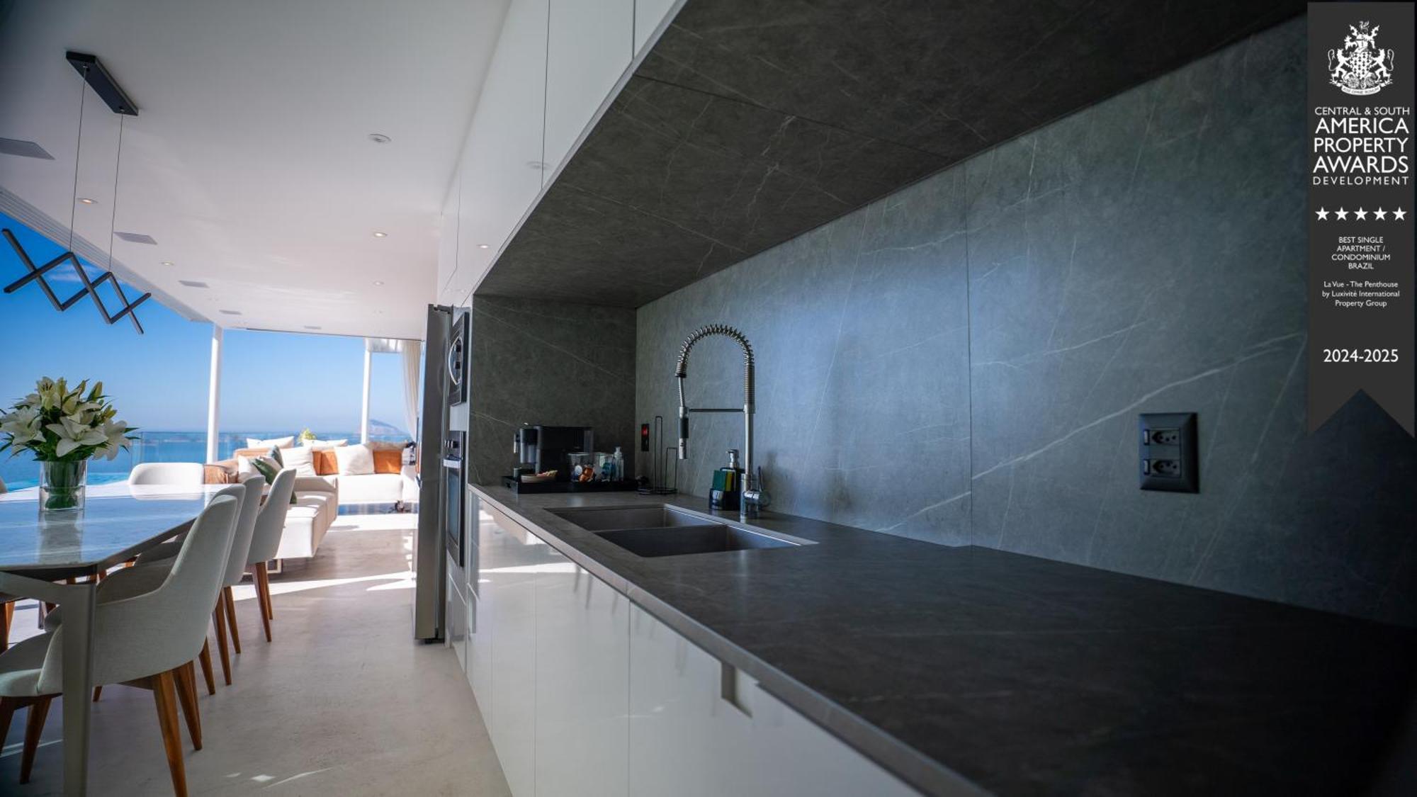 Apartment Eleito O Do Brasil - La Vue The Penthouse *